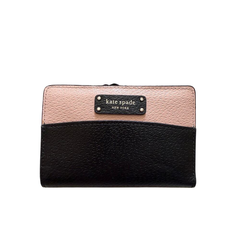 Kate Spade Medium Pebble Leather Wallet NWOT